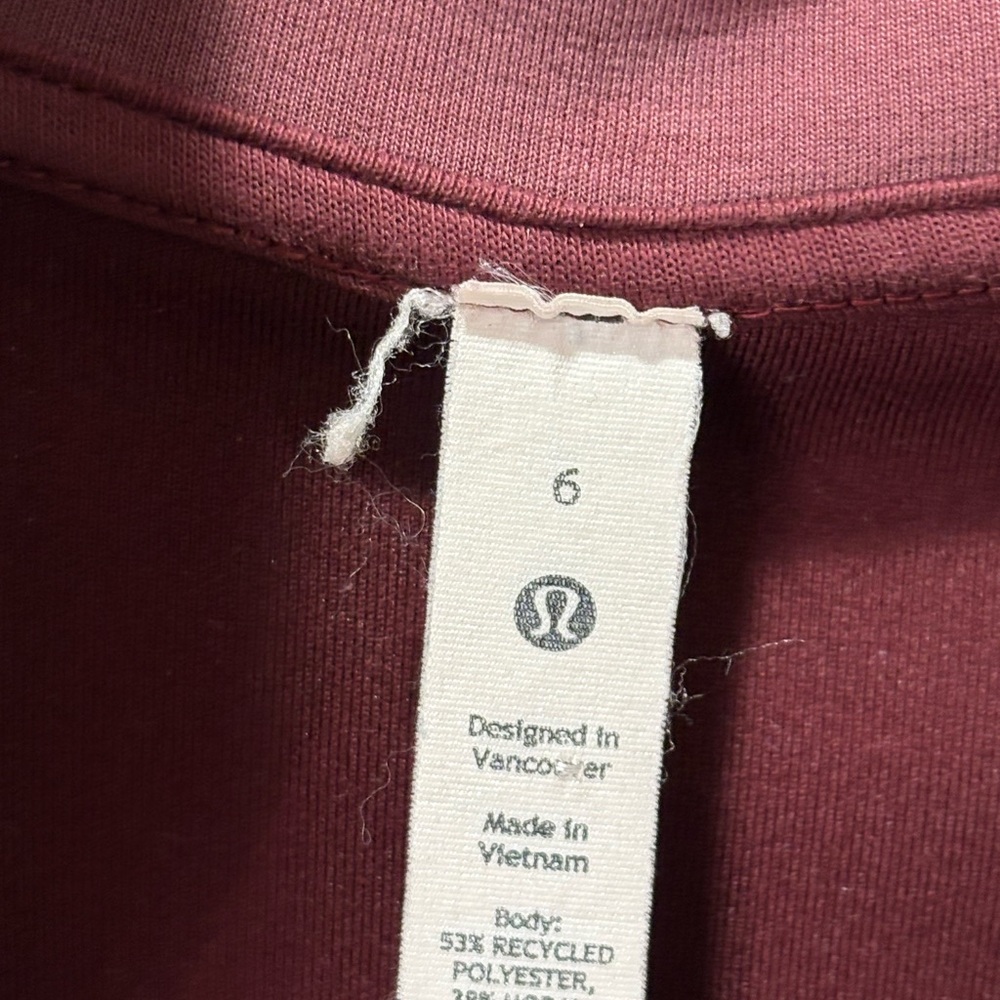Lululemon Athletica Burgundy Jacket women’s size 6 - Picture 3 of 15